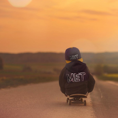 Local District Caps und Hoodies auch für Kinder